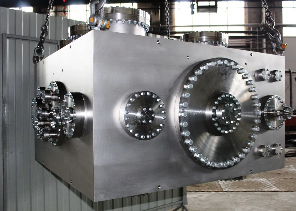 Сверхвысоковакуумная камера прямоугольной формы для фундаментальных исследований